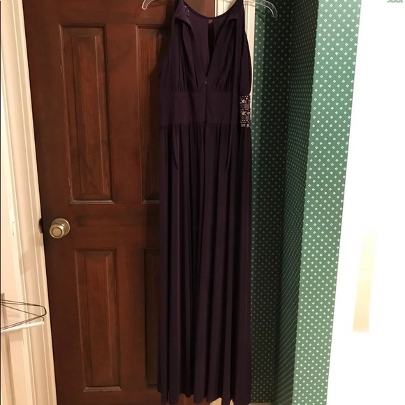 Long flowy dress - Picture 2 of 2
